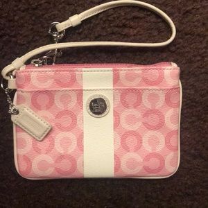 Pink Coach wristlet 💕💕💕